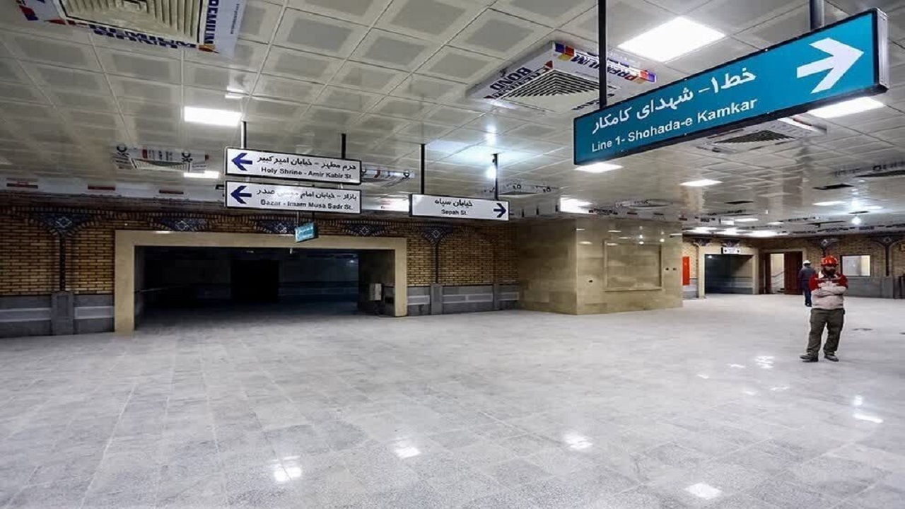 ریزش موضعی در محدوده ایستگاه A۶ متروی قم مهار شد
